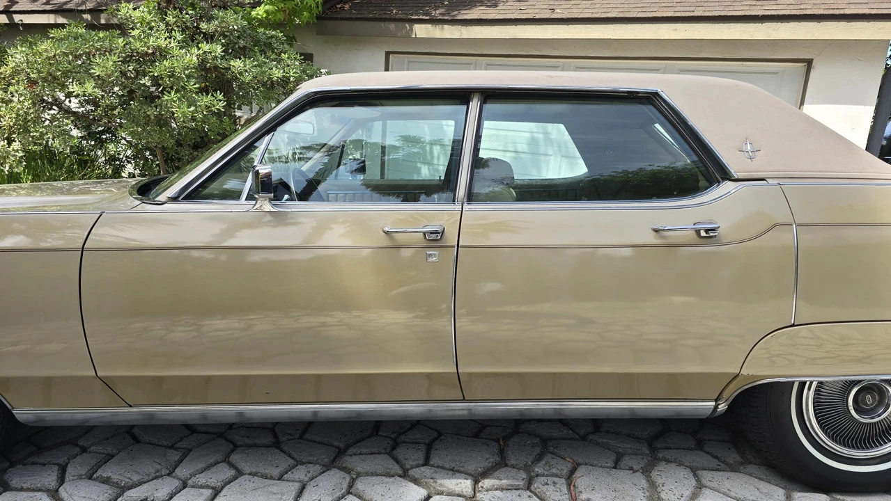 1973 Lincoln Continental 5th Gen - Image 17 of 31