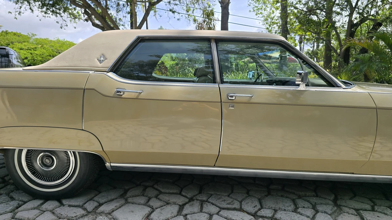 1973 Lincoln Continental 5th Gen - Image 21 of 31
