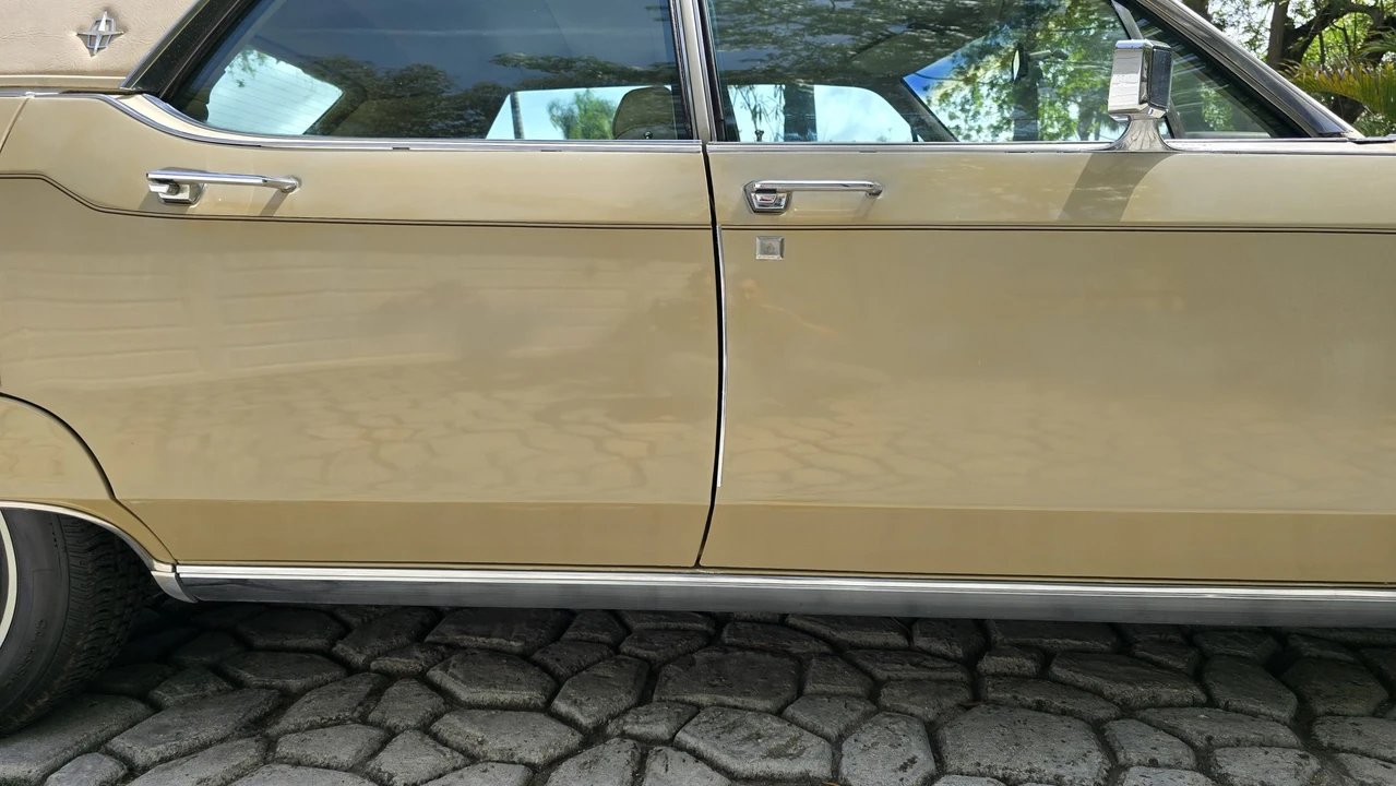 1973 Lincoln Continental 5th Gen - Image 25 of 31
