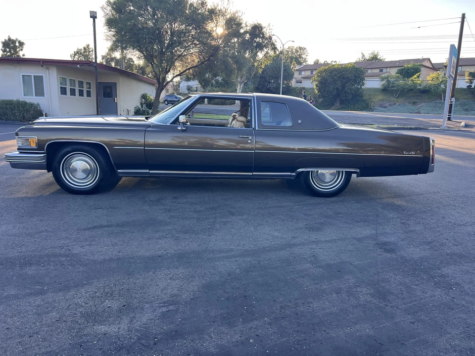 1976 Cadillac DeVille 4th Gen - Image 15 of 31