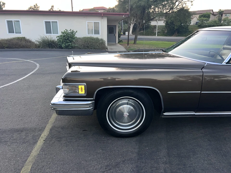 1976 Cadillac DeVille 4th Gen - Image 21 of 31