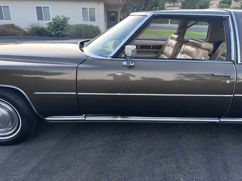 1976 Cadillac DeVille 4th Gen - Image 22 of 31