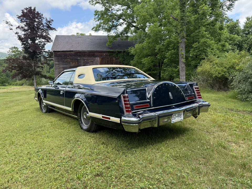 1977 Lincoln Continental Mark V - Image 22 of 31
