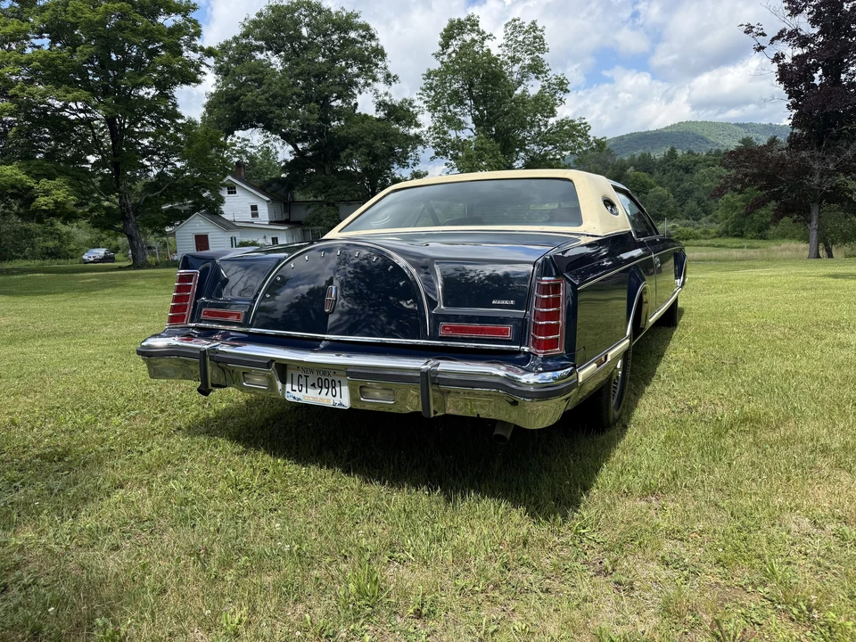 1977 Lincoln Continental Mark V - Image 27 of 31