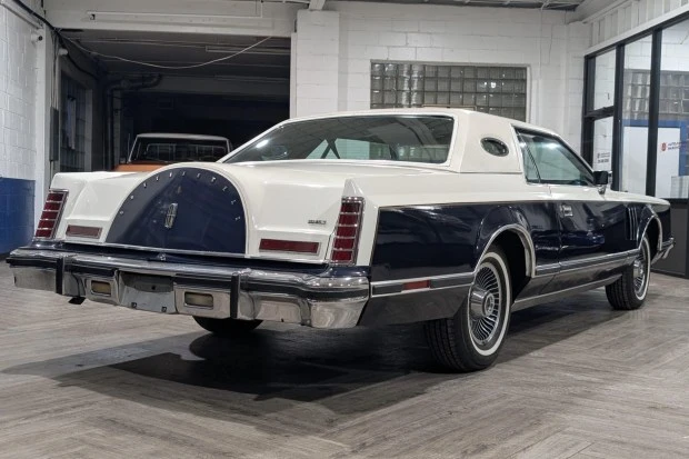 1979 Lincoln Continental Mark V - Image 2 of 7