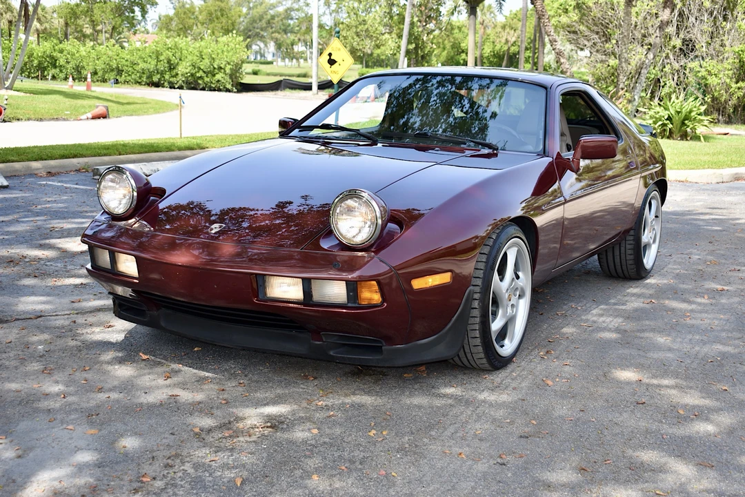 1984 Porsche 928 S - Image 15 of 31