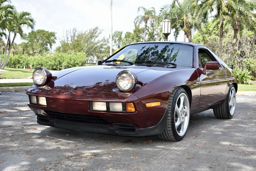 1984 Porsche 928 S - Image 17 of 31