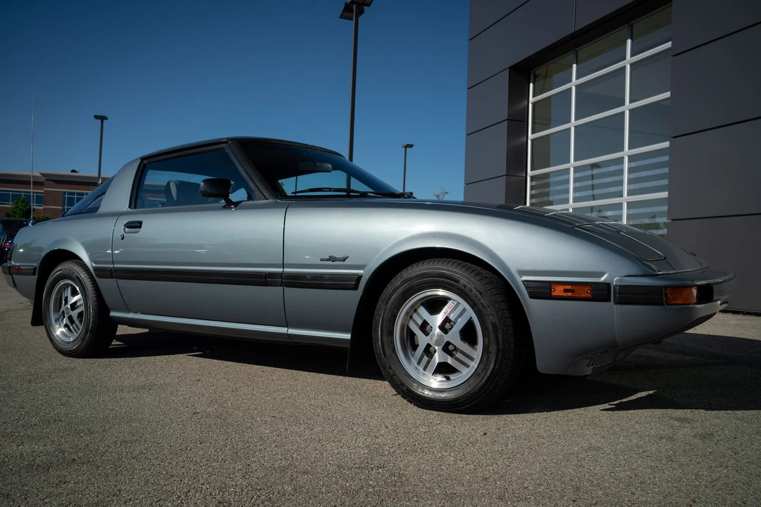 1985 Mazda RX-7 SA & FB - Image 9 of 31
