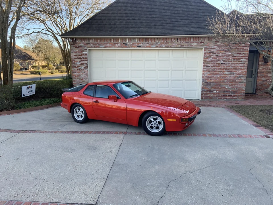 1985 Porsche 944 - Image 9 of 31