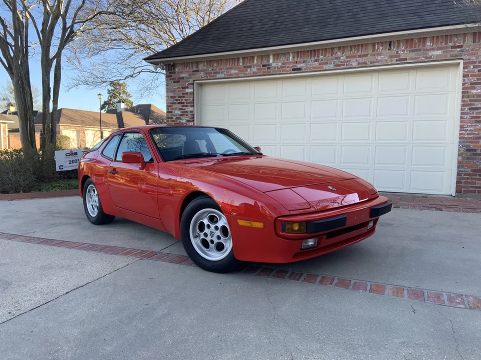 1985 Porsche 944 - Image 6 of 31