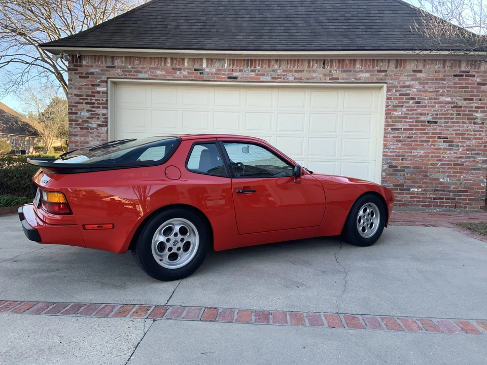 1985 Porsche 944 - Image 15 of 31