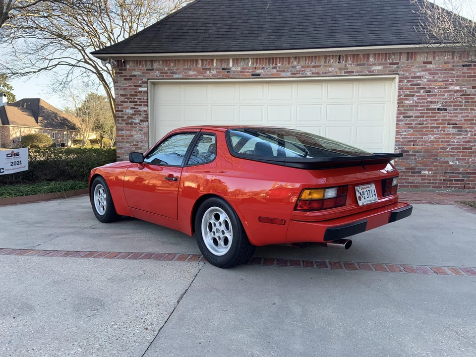 1985 Porsche 944 - Image 22 of 31