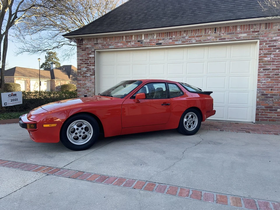 1985 Porsche 944 - Image 2 of 31