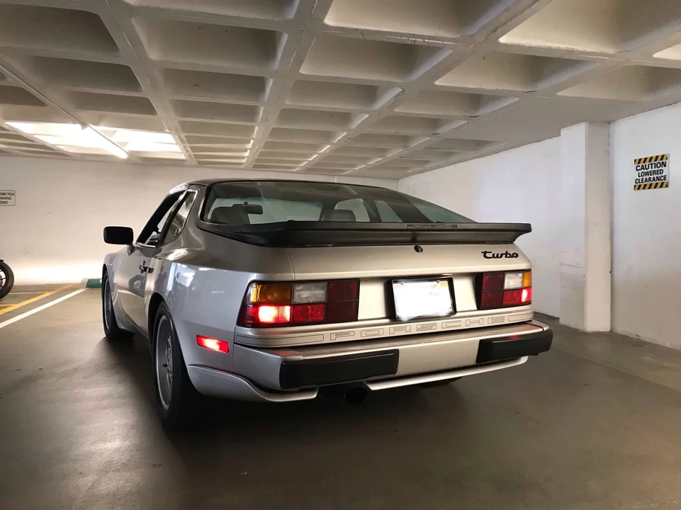 1986 Porsche 944 Turbo - Image 6 of 22
