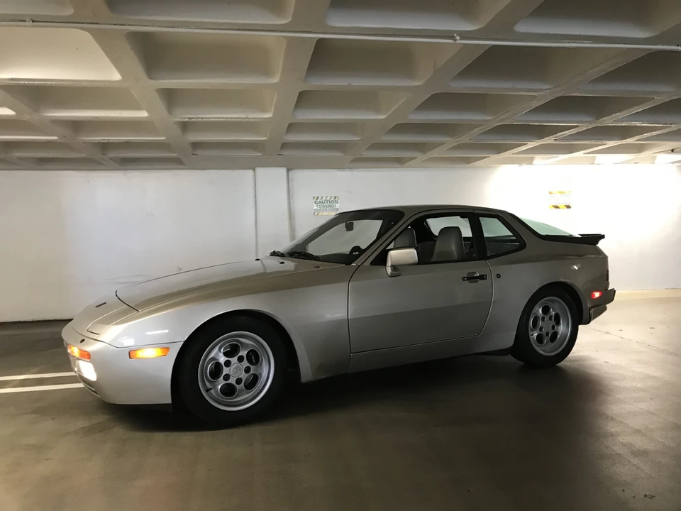 1986 Porsche 944 Turbo - Image 4 of 31