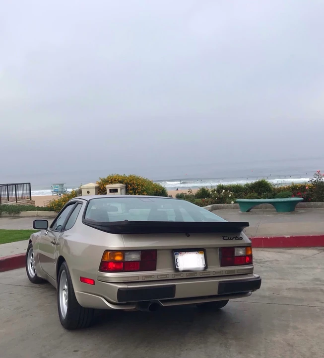 1986 Porsche 944 Turbo - Image 14 of 31