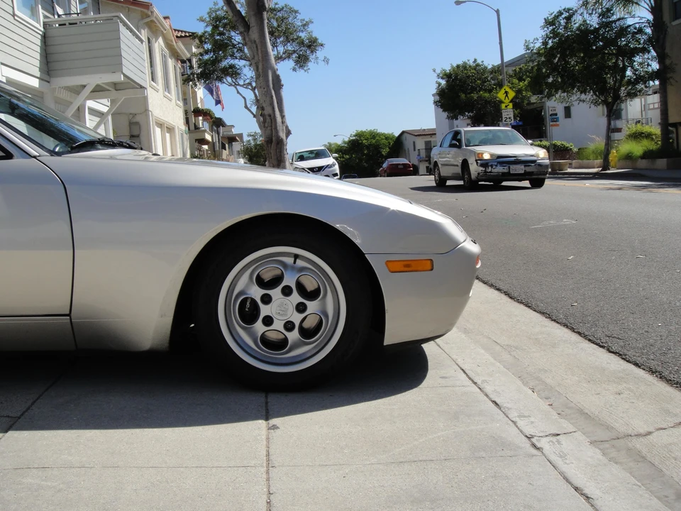 1986 Porsche 944 Turbo - Image 19 of 31