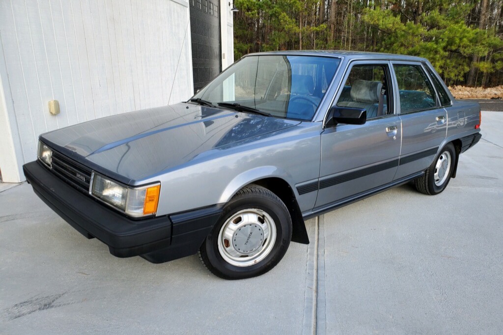48k-Mile 1986 Toyota Camry Turbodiesel