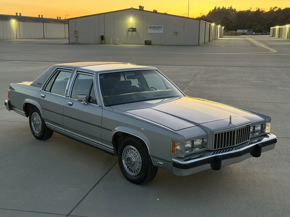 1987 Mercury Grand Marquis - Image 16 of 31