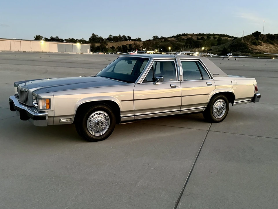 1987 Mercury Grand Marquis - Image 23 of 31