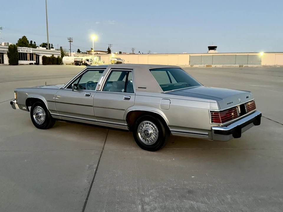 1987 Mercury Grand Marquis - Image 27 of 31