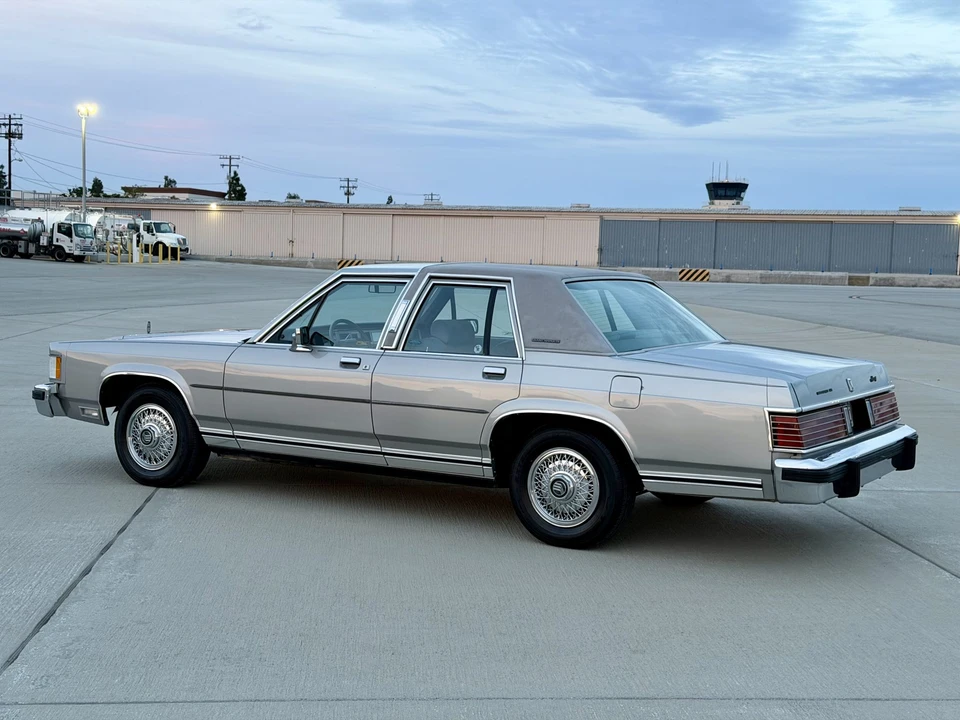 1987 Mercury Grand Marquis - Image 10 of 31