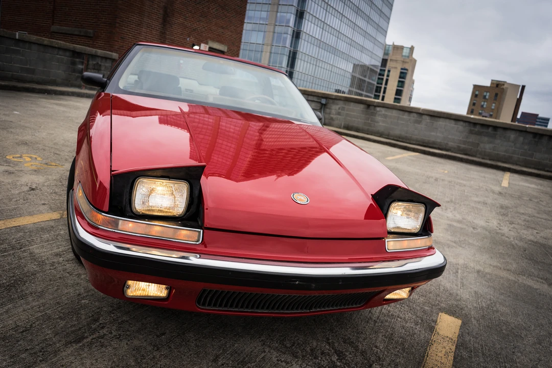 1989 Buick Reatta - Image 22 of 31