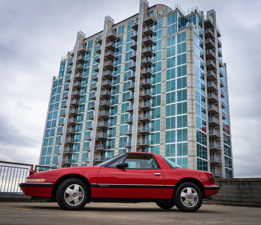 1989 Buick Reatta - Image 23 of 31