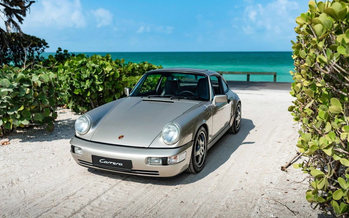 1989 Porsche 964 Carrera 4 - Image 15 of 31
