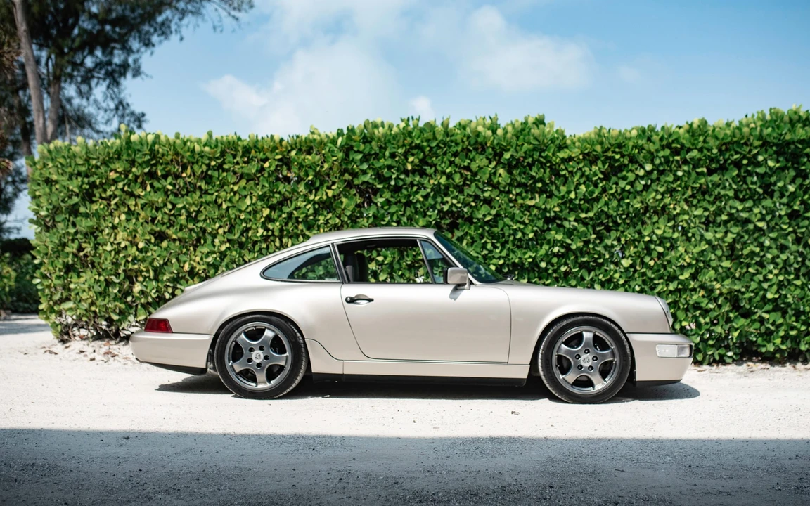 1989 Porsche 964 Carrera 4 - Image 24 of 31