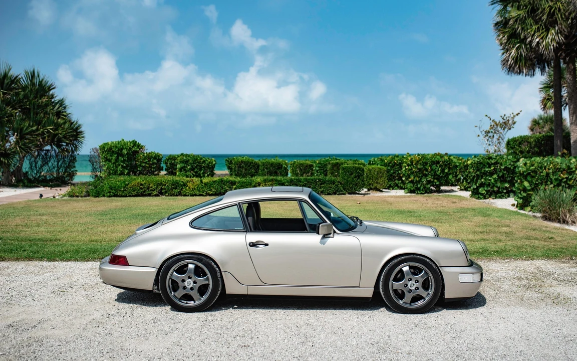 1989 Porsche 964 Carrera 4 - Image 26 of 31