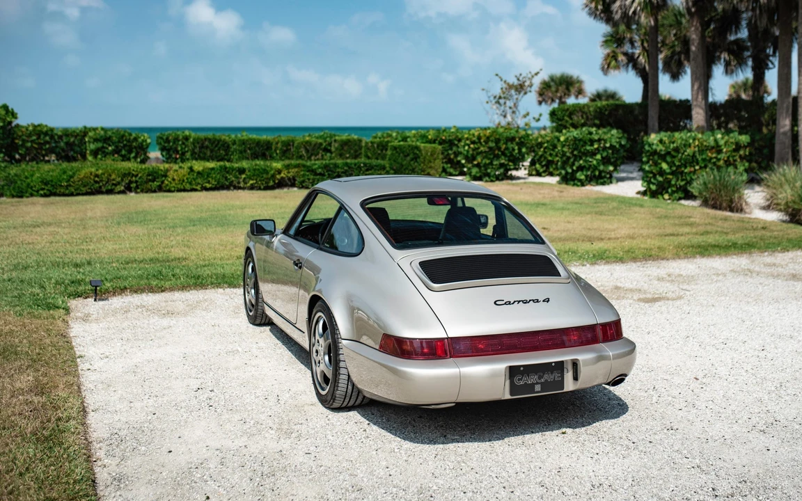 1989 Porsche 964 Carrera 4 - Image 28 of 31