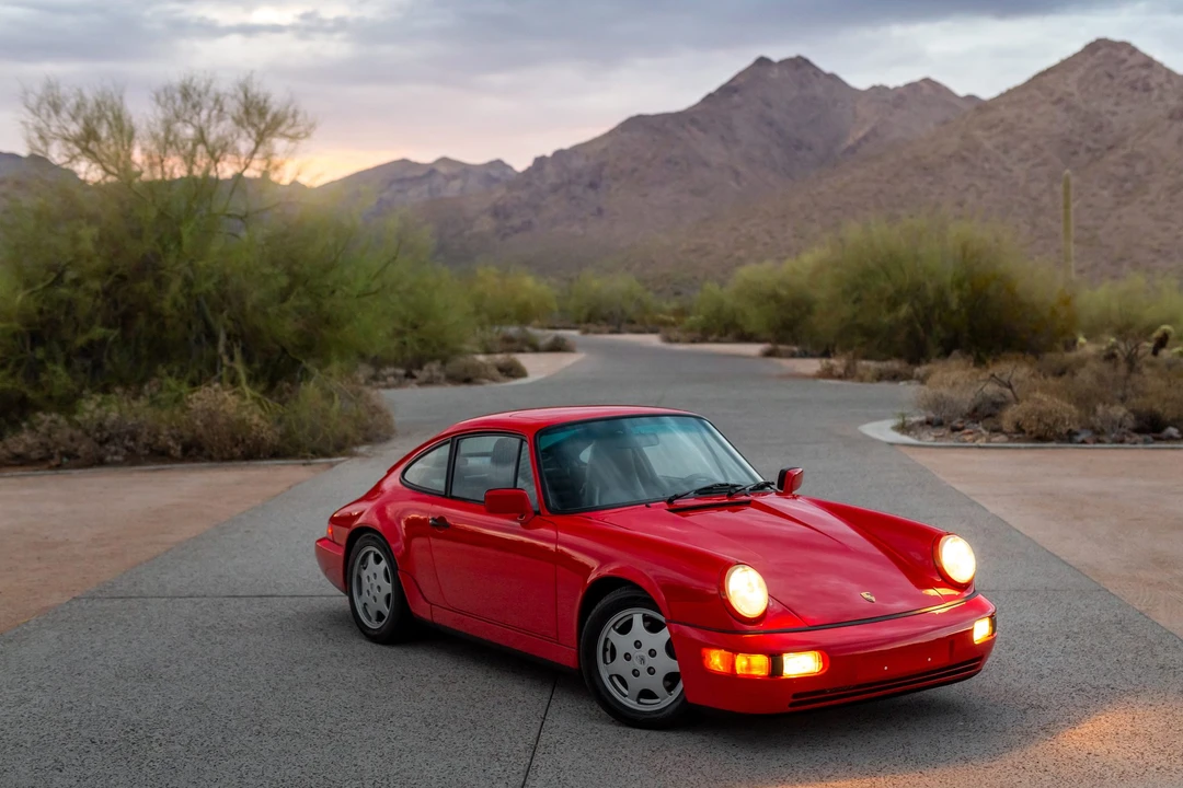 1989 Porsche 964 Carrera 4 - Image 16 of 31