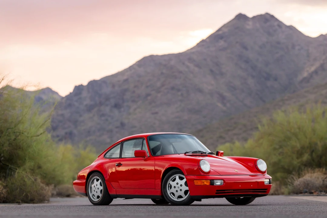 1989 Porsche 964 Carrera 4 - Image 13 of 31