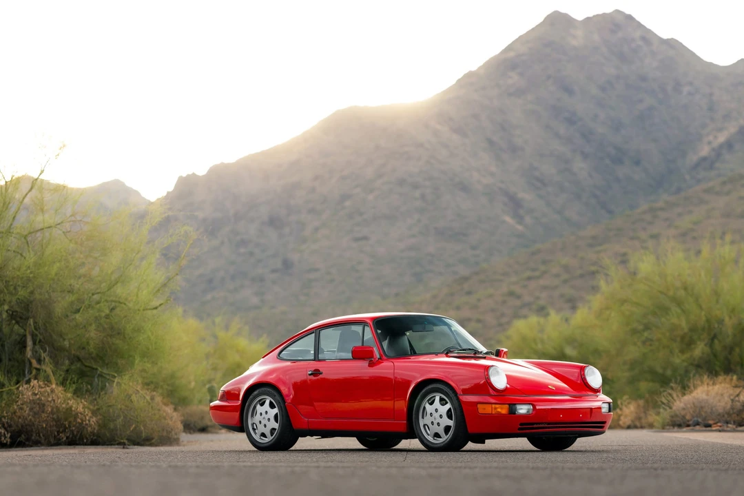1989 Porsche 964 Carrera 4 - Image 14 of 31