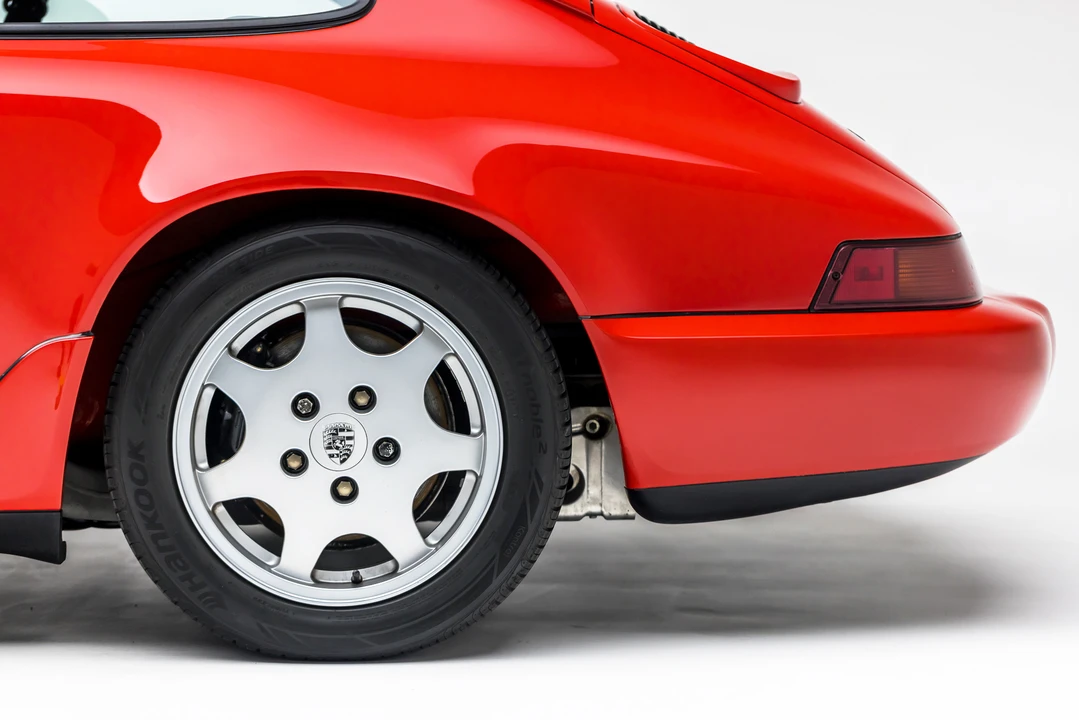 1989 Porsche 964 Carrera 4 - Image 26 of 31