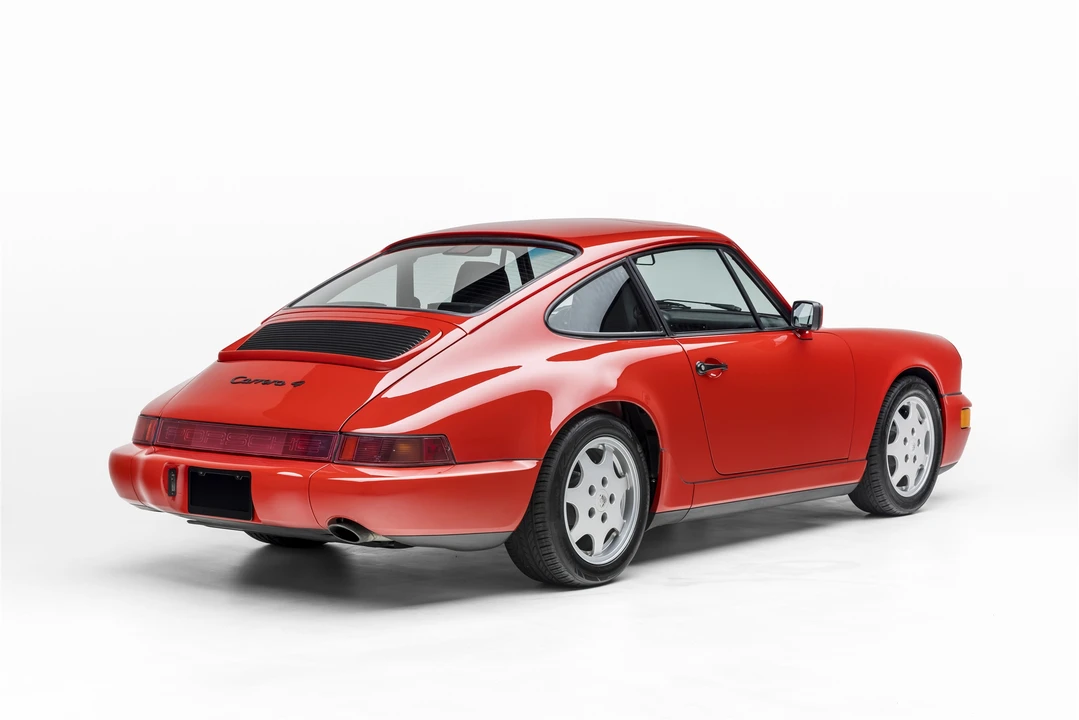 1989 Porsche 964 Carrera 4 - Image 16 of 31