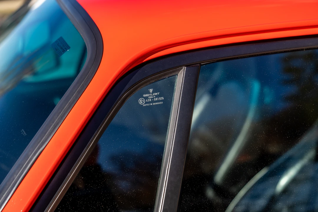 1989 Porsche 964 Carrera 4 - Image 22 of 31