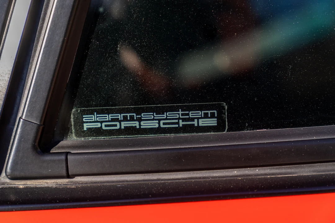 1989 Porsche 964 Carrera 4 - Image 28 of 31