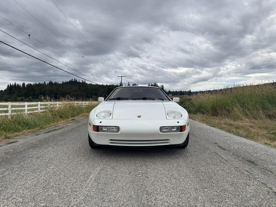 1989 Porsche 928 S4 - Image 2 of 31