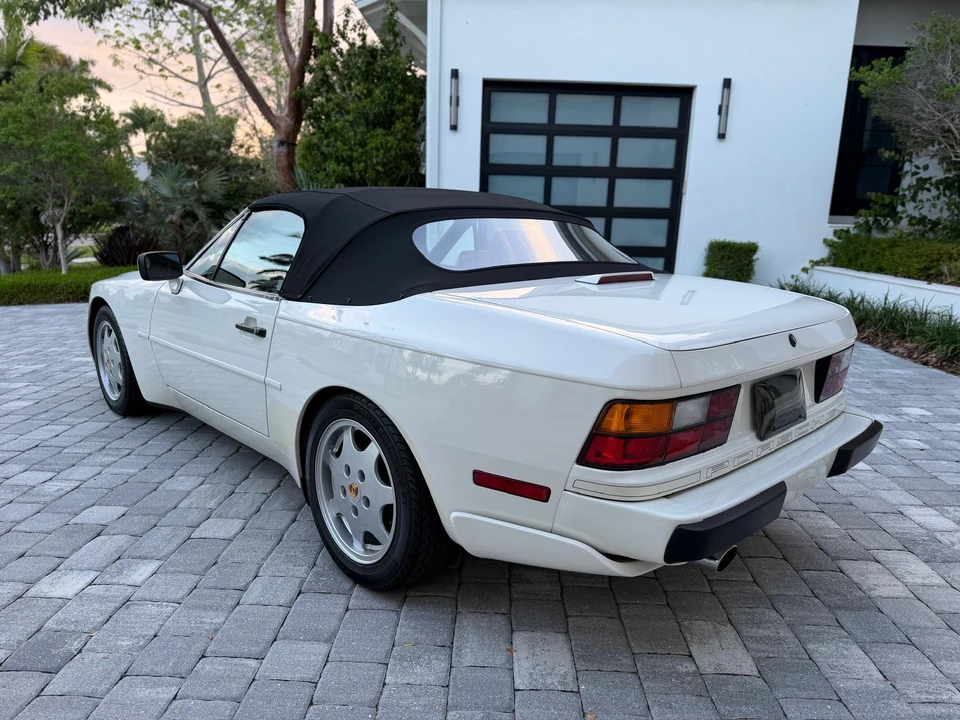 1990 Porsche 944 S2 - Image 27 of 31