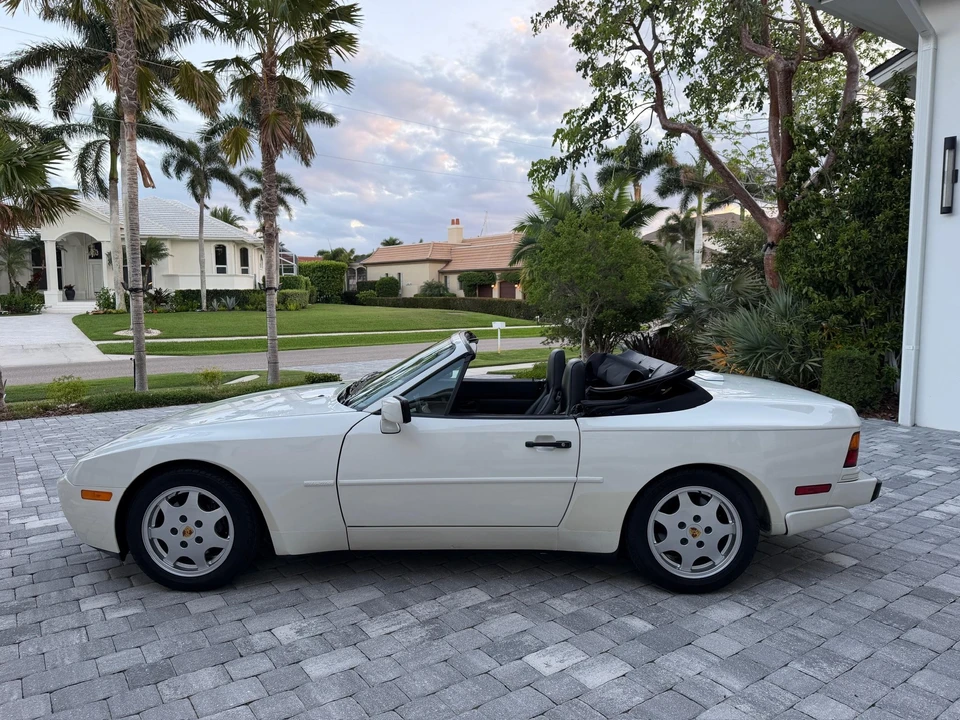 1990 Porsche 944 S2 - Image 8 of 31