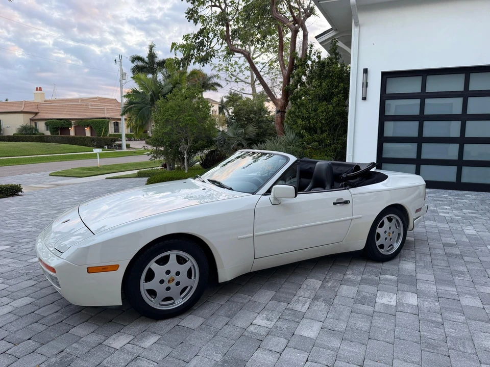 1990 Porsche 944 S2 - Image 6 of 31