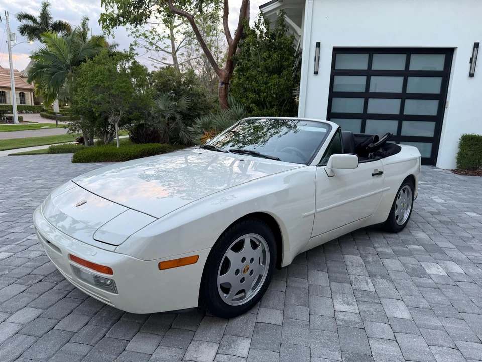 1990 Porsche 944 S2 - Image 4 of 31