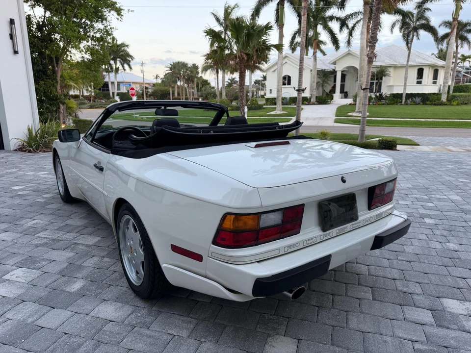1990 Porsche 944 S2 - Image 11 of 31