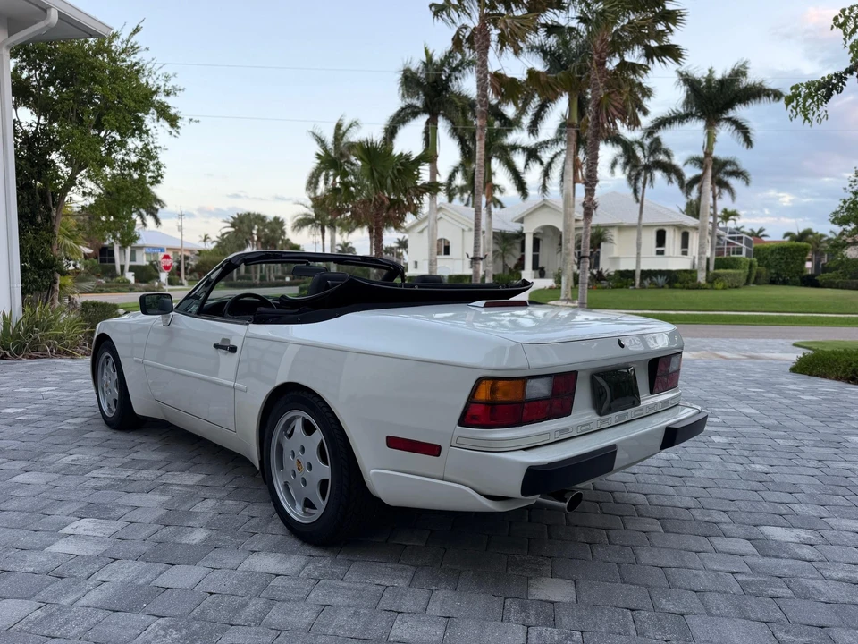 1990 Porsche 944 S2 - Image 9 of 31