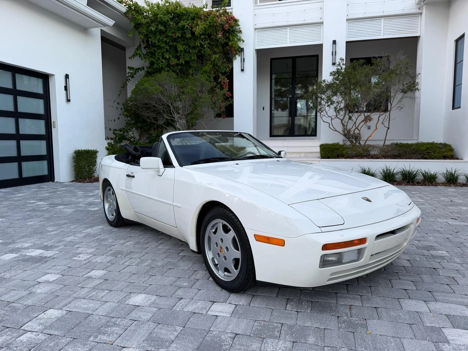 1990 Porsche 944 S2 - Image 19 of 31