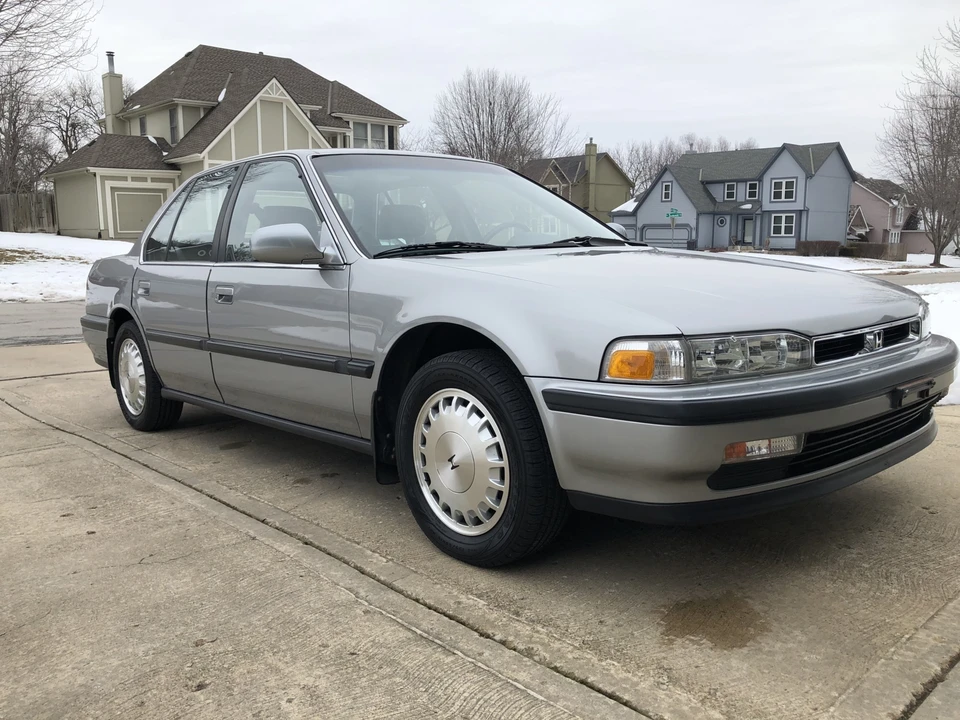 1991 Honda Accord 4th Gen - Image 3 of 31