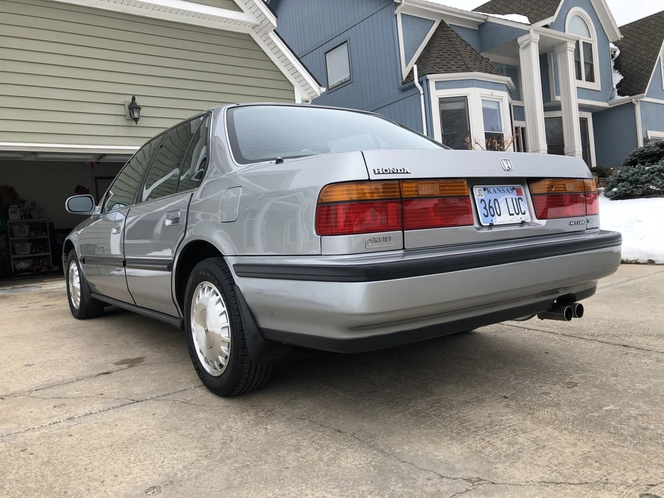 1991 Honda Accord 4th Gen - Image 5 of 31