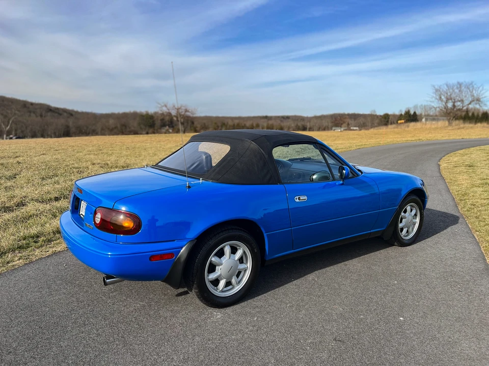 1991 Mazda NA MX-5 Miata - Image 21 of 31